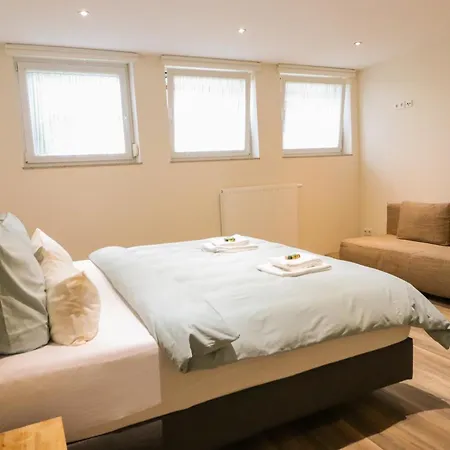 Landgasthaus Hoffmann מלון Kruchten