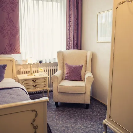 מלון Landgasthaus Hoffmann Kruchten