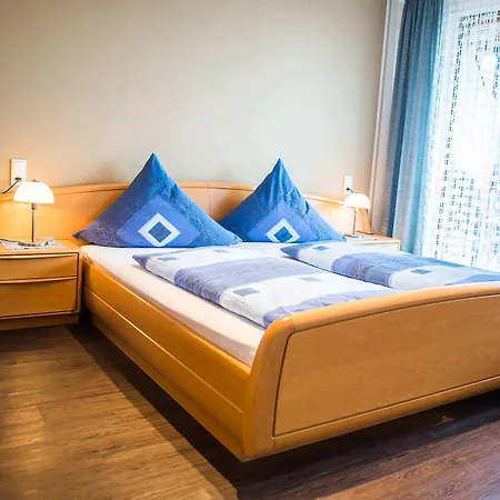 מלון Landgasthaus Hoffmann Kruchten