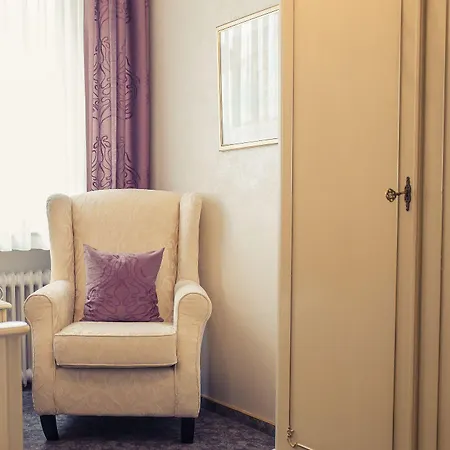 Landgasthaus Hoffmann מלון Kruchten