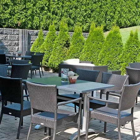 מלון Landgasthaus Hoffmann 3*